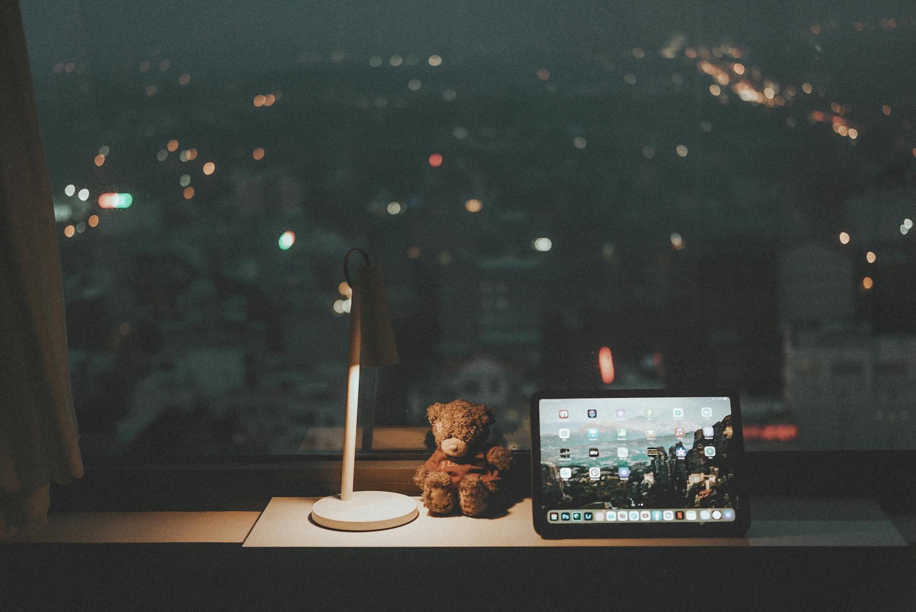 Çocuk ve Ekran: Dijital Çağda Sağlıklı Gelişim ve Ebeveyn Rehberi